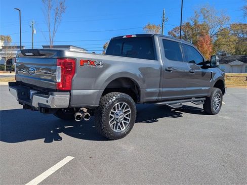 Used 2017 Ford F250 Lariat w/ Lariat Value Package image 4