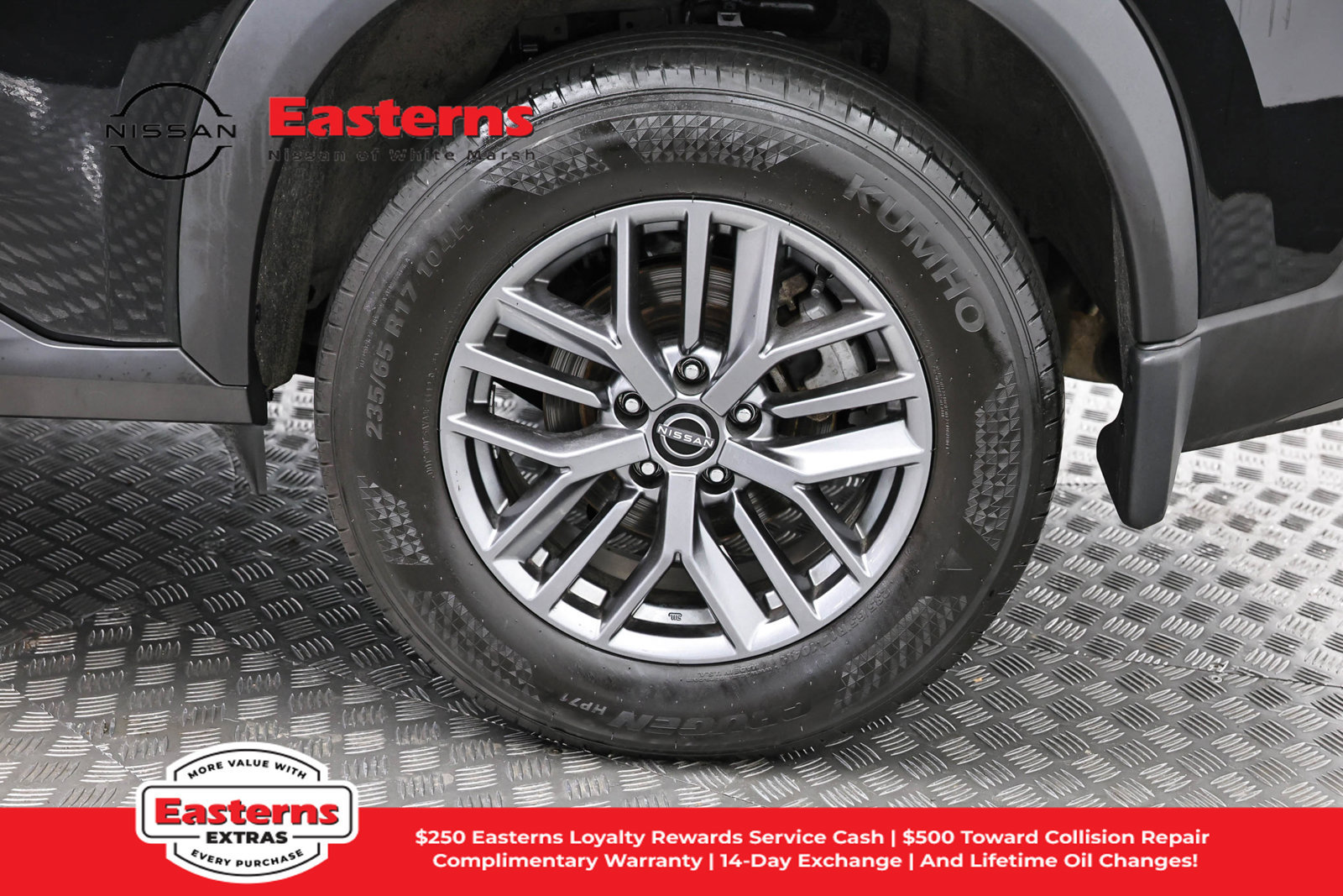 Used 2023 Nissan Rogue S AWD/4WD image 26