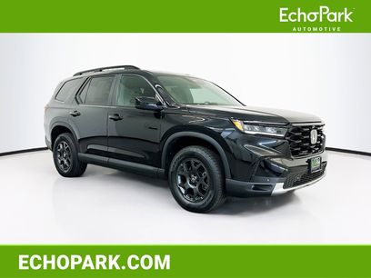 Used 2025 Honda Pilot TrailSport