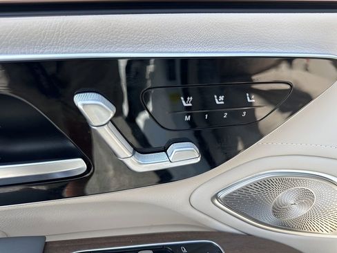 Used 2023 Mercedes-Benz EQS 450+ Sedan image 10