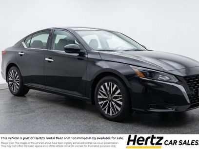 Used 2025 Nissan Altima 2.5 SV