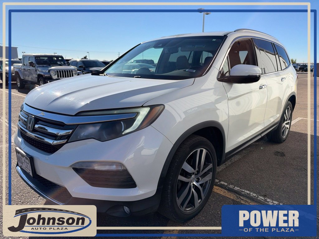 Used 2016 Honda Pilot Touring image 1