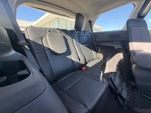 New 2026 Lincoln Aviator Premiere AWD image 5