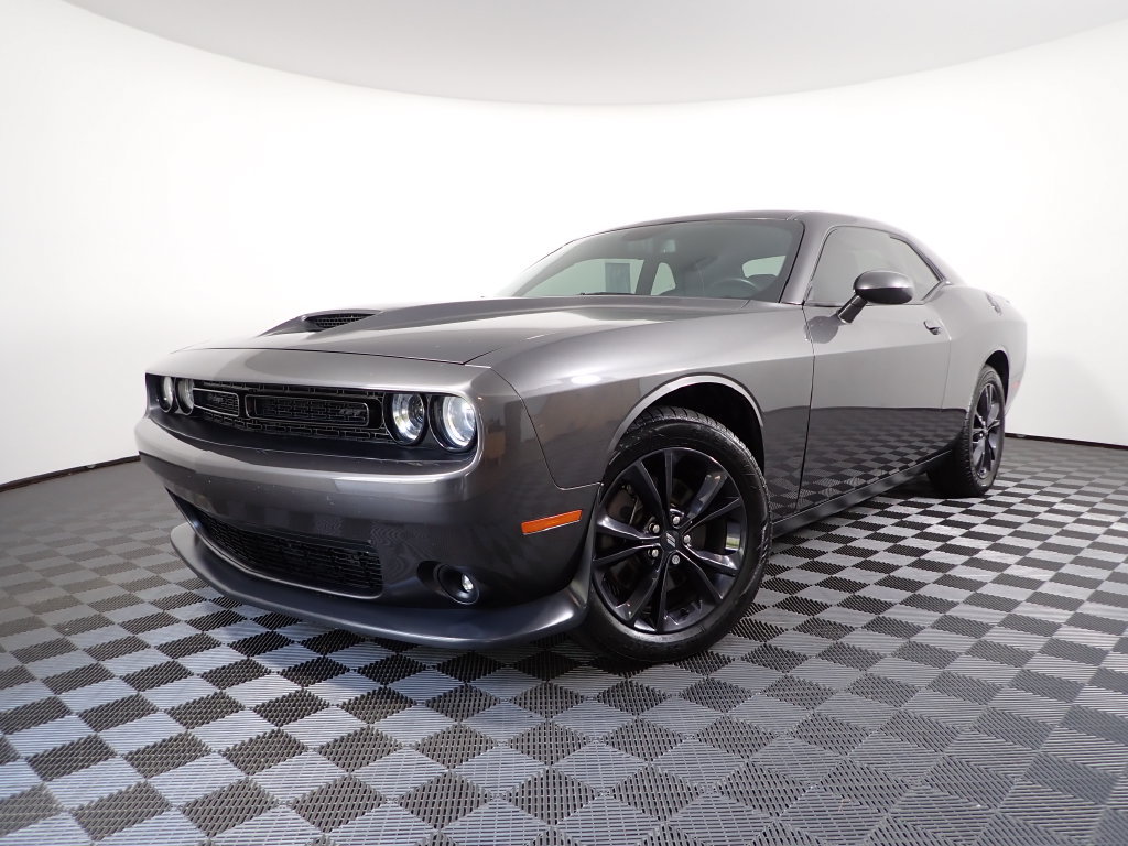 Used 2020 Dodge Challenger GT w/ Blacktop Package AWD/4WD image 2