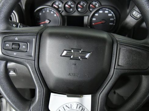 Used 2022 Chevrolet Silverado 1500 Custom Trail Boss image 2