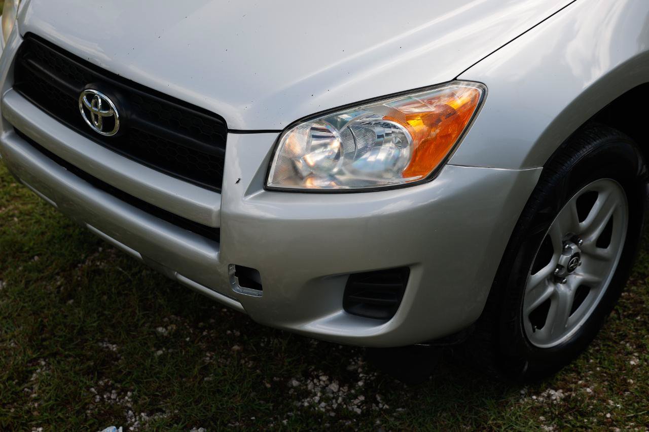 Used 2011 Toyota RAV4 2WD w/ Base L4 Extra Value Pkg image 24