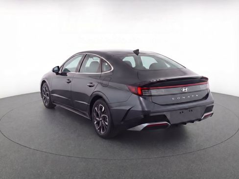 Used 2024 Hyundai Sonata SEL image 3