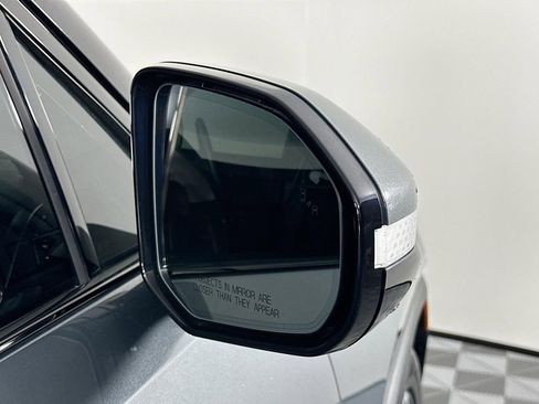 Used 2022 Rivian R1T Adventure image 9