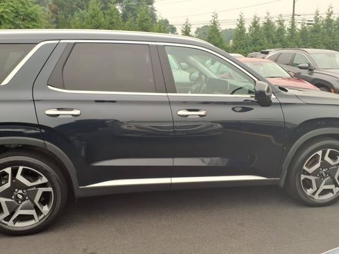 Certified 2024 Hyundai Palisade SEL w/ Premium Package AWD/4WD image 4