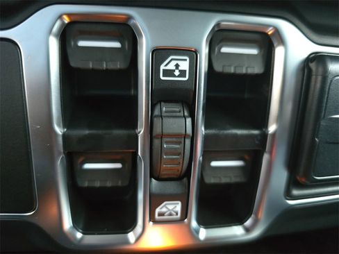 New 2026 Jeep Wrangler Sahara image 28