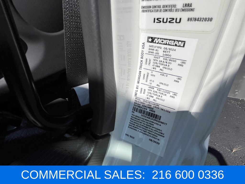 Used 2024 Isuzu NPR RWD image 13