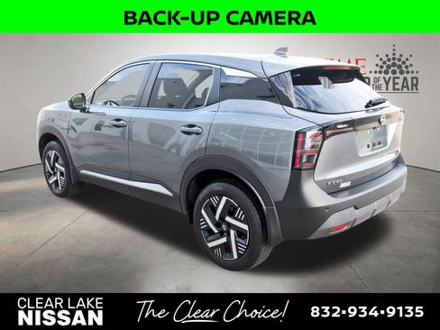 Certified 2025 Nissan Kicks SV image 5