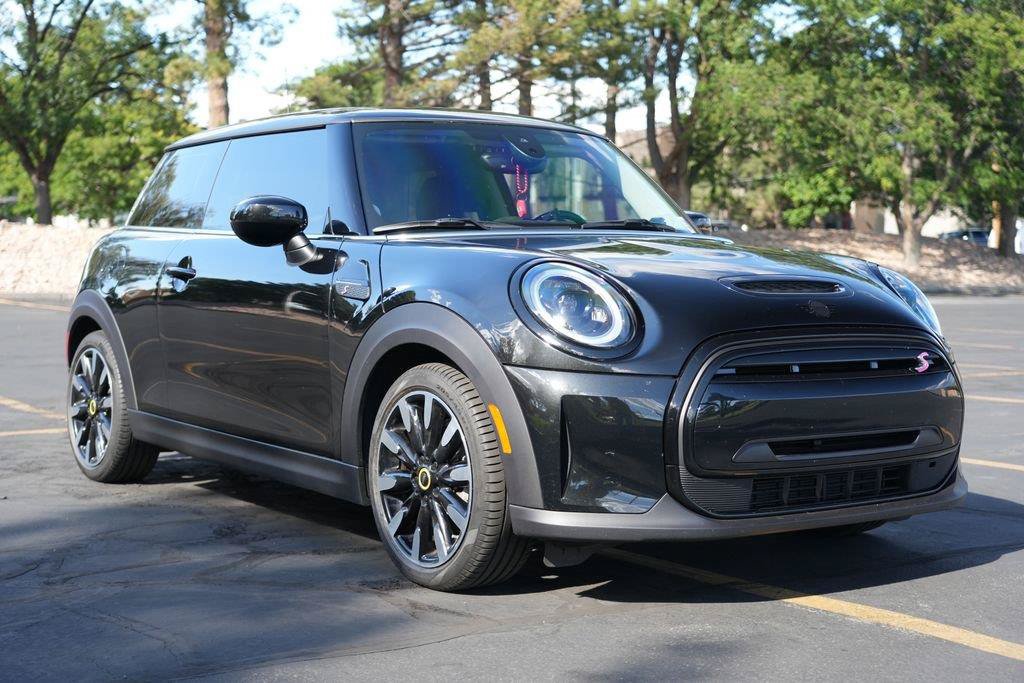 Certified 2024 MINI Cooper SE FWD image 7