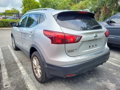 Used 2018 Nissan Rogue Sport SV FWD image 4