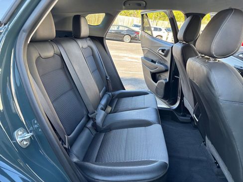 Used 2025 Chevrolet Trax LT image 20