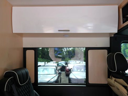 Used 2021 Mercedes-Benz Sprinter 3500 image 55