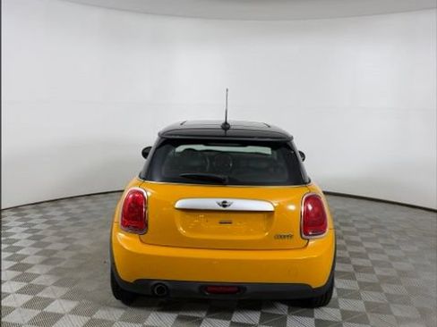 Used 2014 MINI Cooper 2-Door Hardtop FWD image 6
