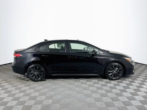 Used 2024 Toyota Corolla SE w/ SE Premium Package FWD image 9