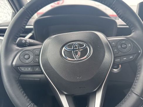 Used 2025 Toyota Corolla SE image 21