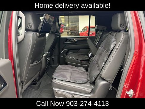 Used 2026 GMC Yukon XL Denali w/ Denali Reserve Package AWD/4WD image 9