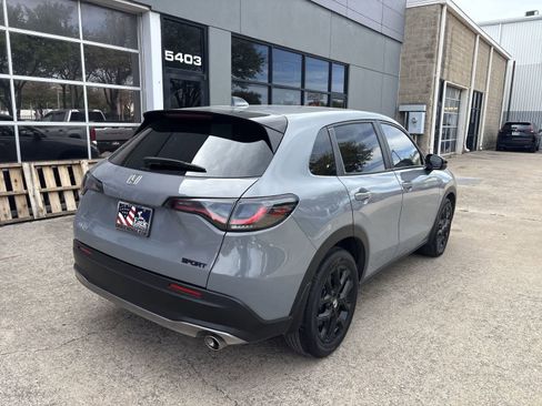 Used 2024 Honda HR-V Sport image 14