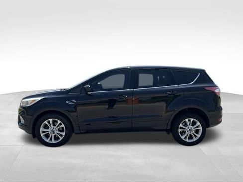 Used 2017 Ford Escape SE w/ SE Cold Weather Package FWD image 6