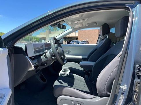 Used 2024 Hyundai Ioniq 5 SEL RWD image 12
