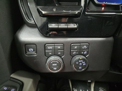 New 2026 Chevrolet Silverado 1500 ZR2 image 17