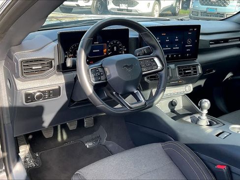 Used 2024 Ford Mustang GT RWD image 2