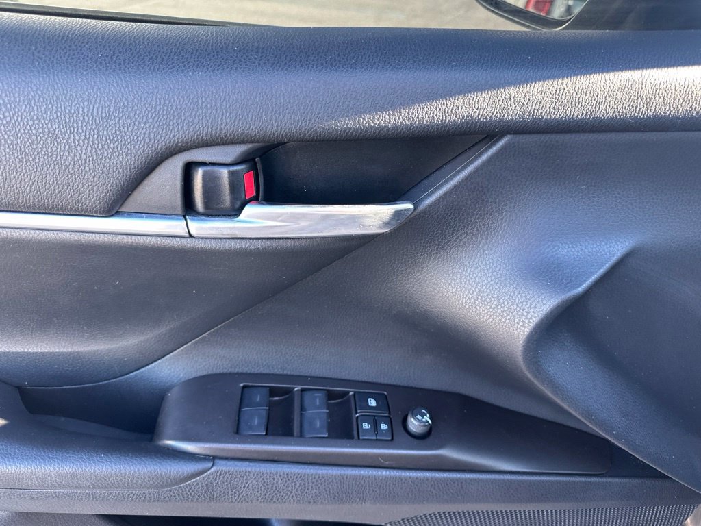 Used 2024 Toyota Camry SE FWD image 16