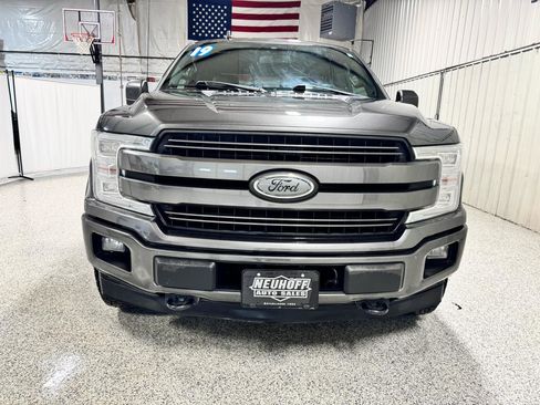 Used 2019 Ford F150 Lariat w/ Equipment Group 502A Luxury AWD/4WD image 3