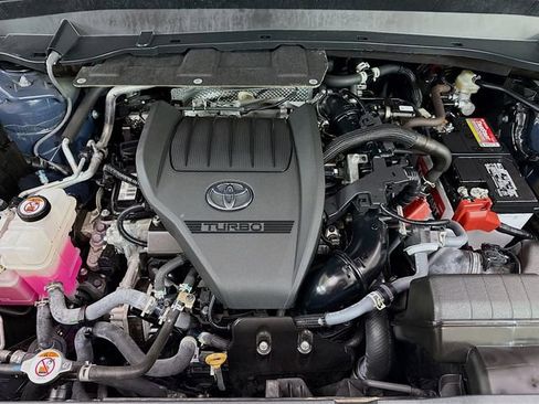 Used 2024 Toyota Grand Highlander FWD image 33