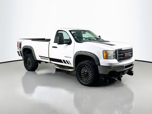 Used 2013 GMC Sierra 2500 W/T w/ Snow Plow Prep Package image 2