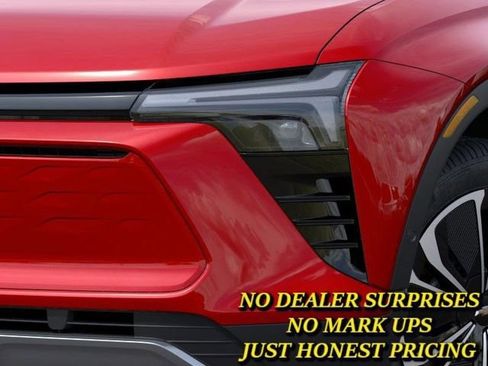 New 2025 Chevrolet Blazer EV LT AWD/4WD image 10