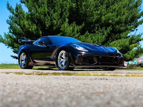 Used 2019 Chevrolet Corvette ZR1 RWD image 47