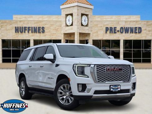 Used 2023 GMC Yukon XL Denali RWD image 1