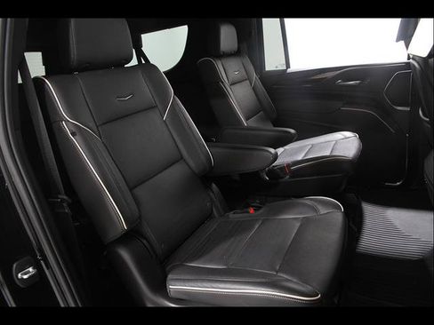 Certified 2024 Cadillac Escalade ESV Premium Luxury w/ LPO, Floor Liner Package AWD/4WD image 20