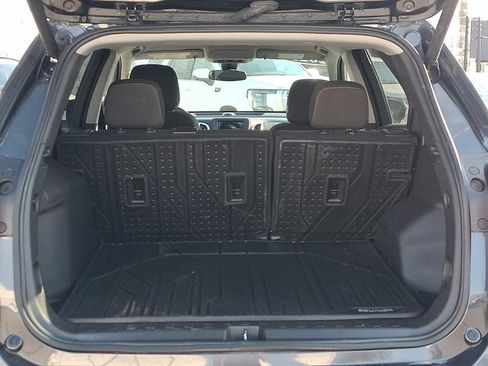 Used 2023 Chevrolet Equinox LT image 28