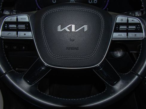 Used 2025 Kia Telluride S AWD/4WD image 12