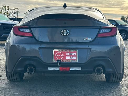 Used 2022 Toyota GR86 Premium image 8