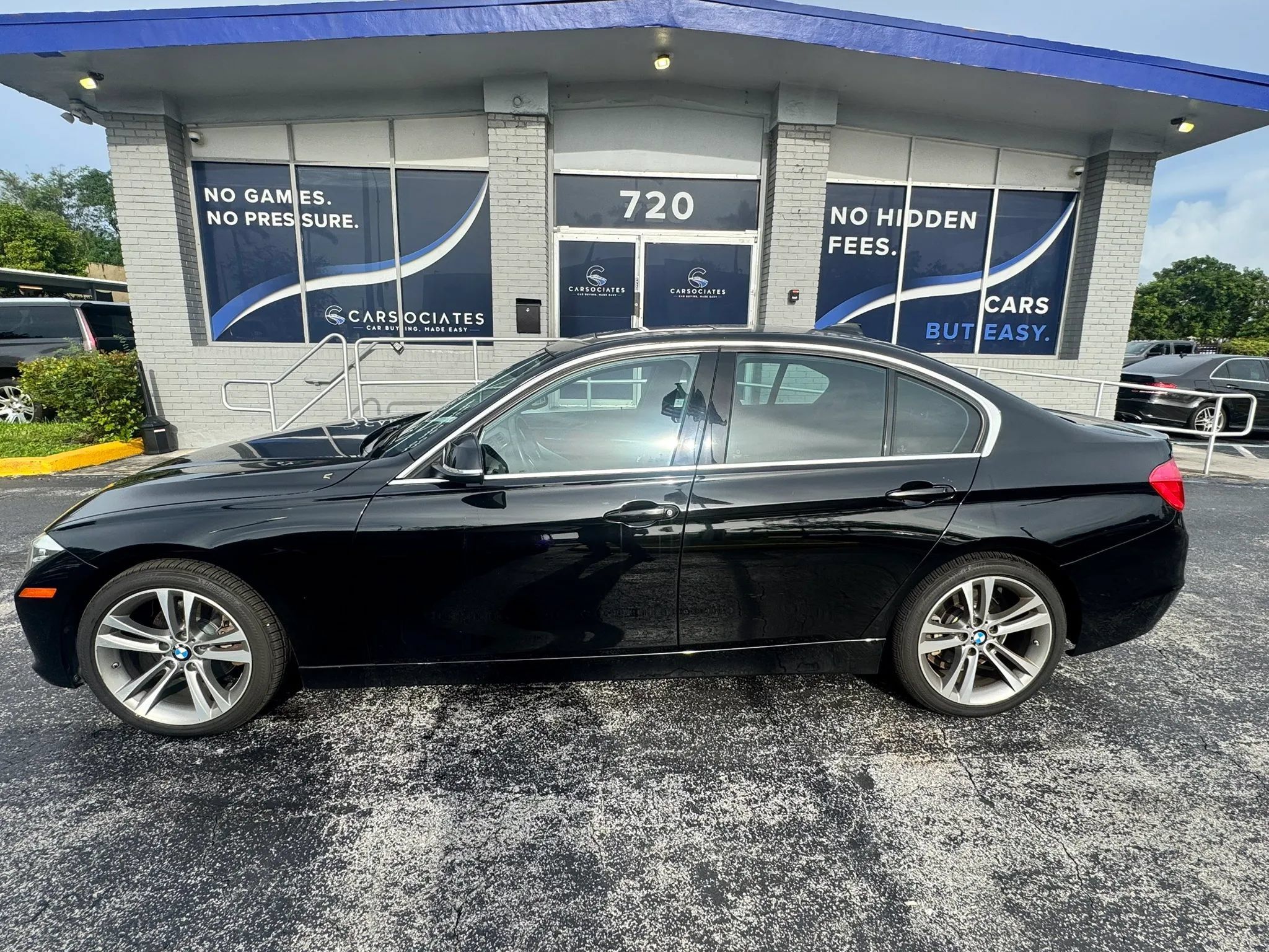 Used 2015 BMW 328i Sedan RWD image 8
