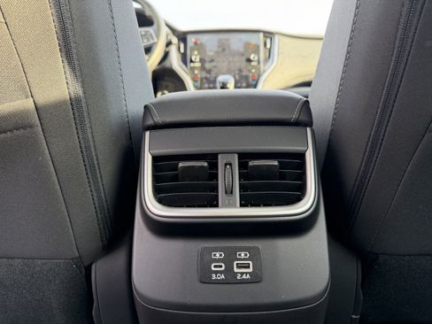 Used 2023 Subaru Legacy Premium image 29