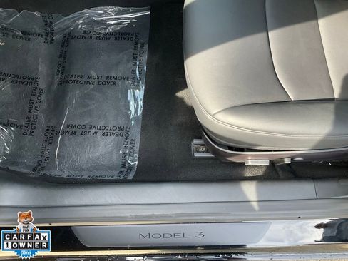Used 2023 Tesla Model 3 Standard Range image 14
