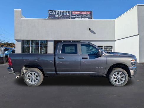 New 2026 RAM 2500 Big Horn AWD/4WD image 2