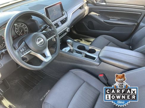 Certified 2025 Nissan Altima 2.5 SV FWD image 19