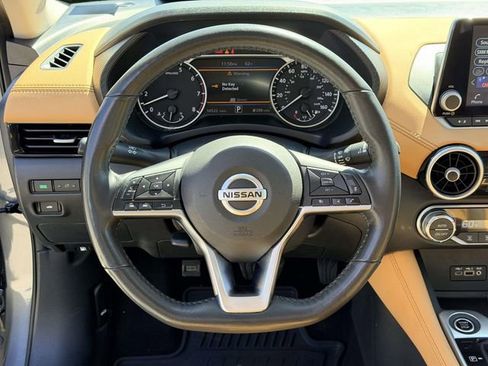 Used 2023 Nissan Sentra SV w/ SV Premium Package image 19