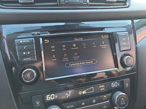 Used 2022 Nissan Rogue Sport SV FWD image 24