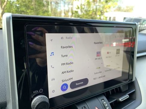 Certified 2025 Toyota RAV4 XLE Premium image 24