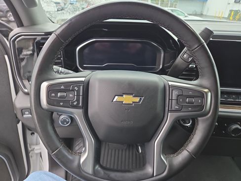 Certified 2025 Chevrolet Silverado 1500 LT image 24