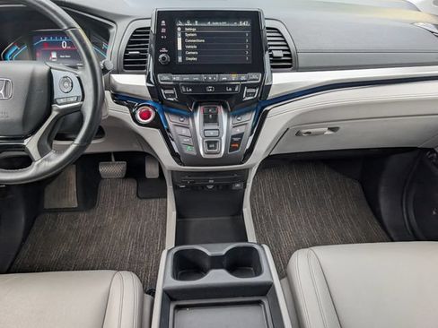 Used 2023 Honda Odyssey Touring image 7